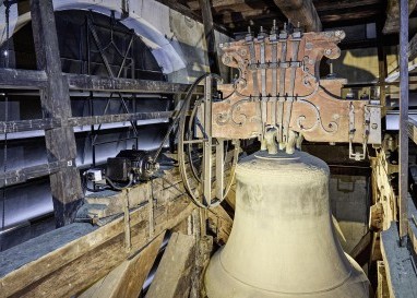 Wegen dem Brand der Pariser Kathedrale Notre Dame haben die Berner Münster Glocken nun neue Motoren