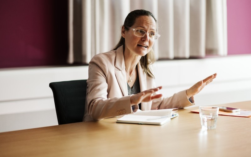 Heks-Direktorin Karolina Frischkopf beschreibt die dramatischen Folgen der Zerschlagung von Usaid