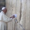 Papst Franziskus präsentiert sich in seiner heute erschienenen Autobiografie als Pilger des Friedens