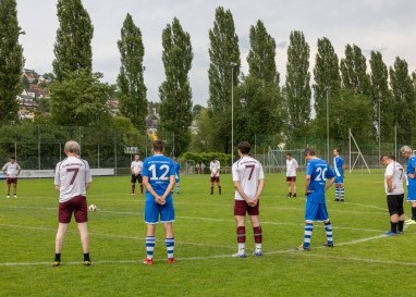 Den Spass am Spiel mit dem Dialog verbinden: Der FC Religionen traf in Zürich auf den FC Kantonsrat