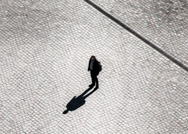 Wenn psychisch kranke Menschen leiden, tragen die Agehörigen mit – oftmals bis an ihre Grenzen.