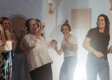 Mal was anderes: Die Kirche in Landquart verwandelte sich für einen Abend in eine Disco